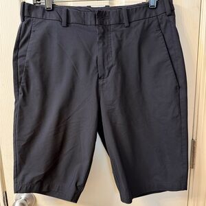 Lululemon Men's Black Shorts - 11” inseam Size 34